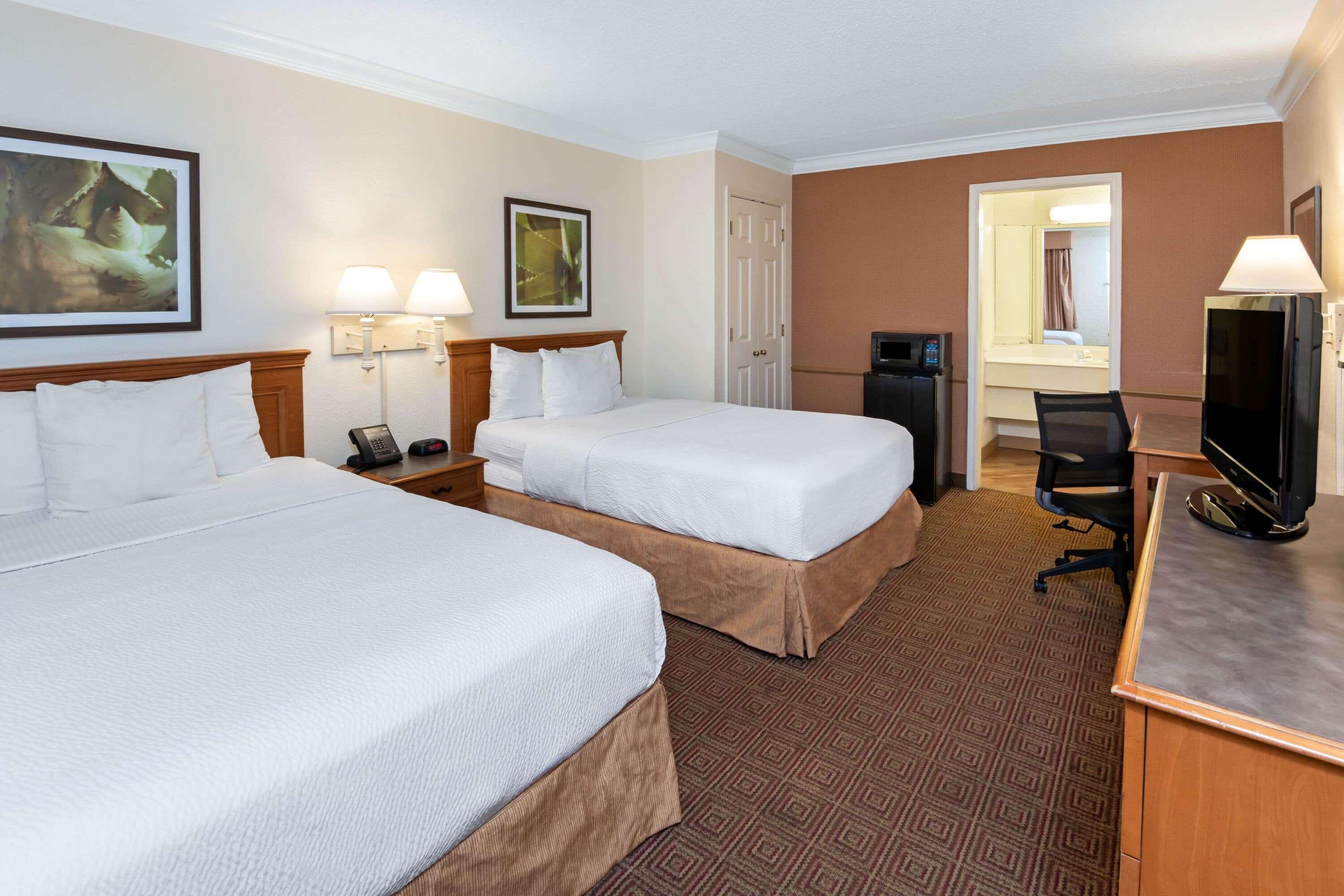 La Quinta Inn By Wyndham San Antonio Lackland Экстерьер фото