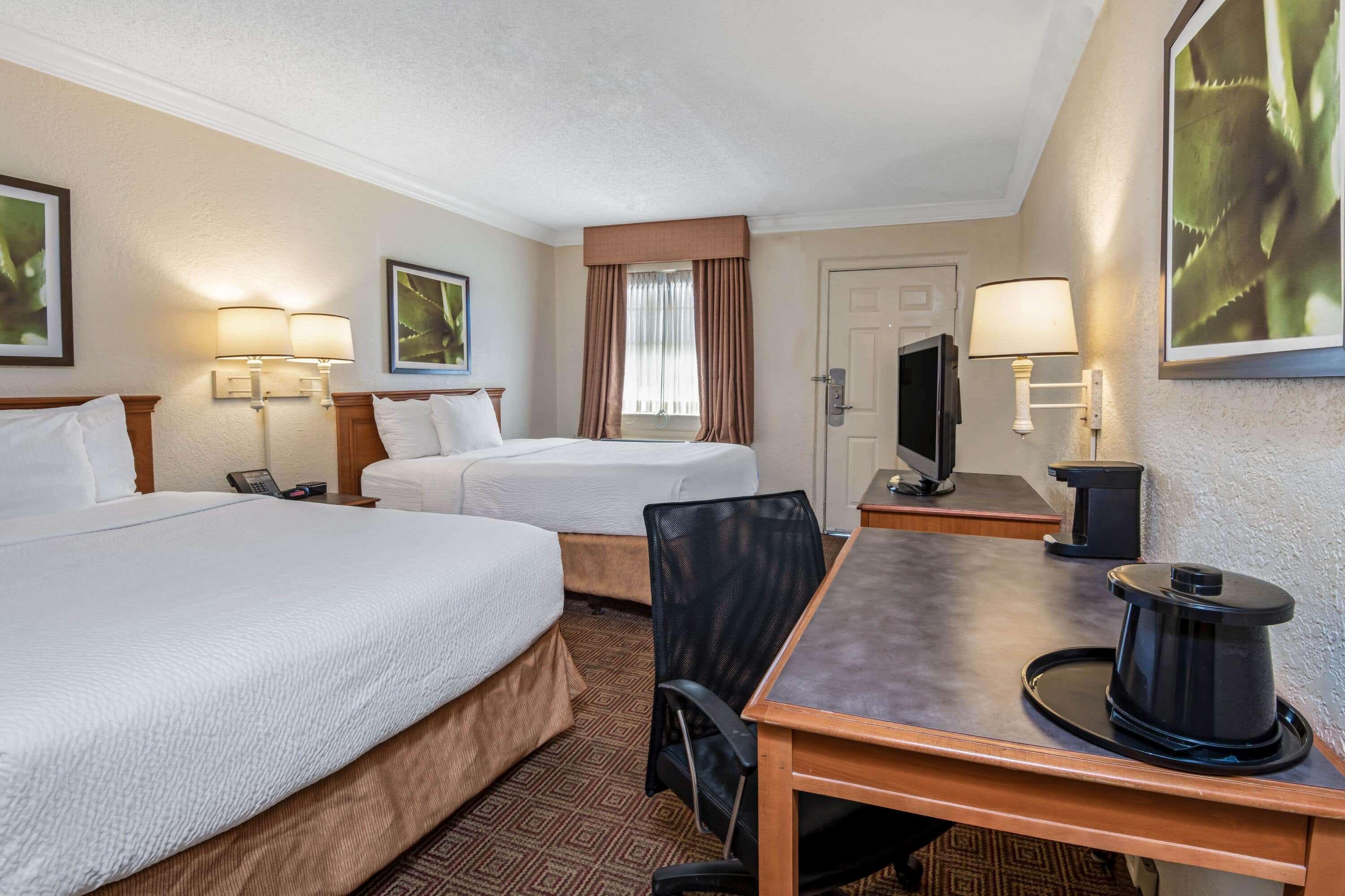 La Quinta Inn By Wyndham San Antonio Lackland Экстерьер фото