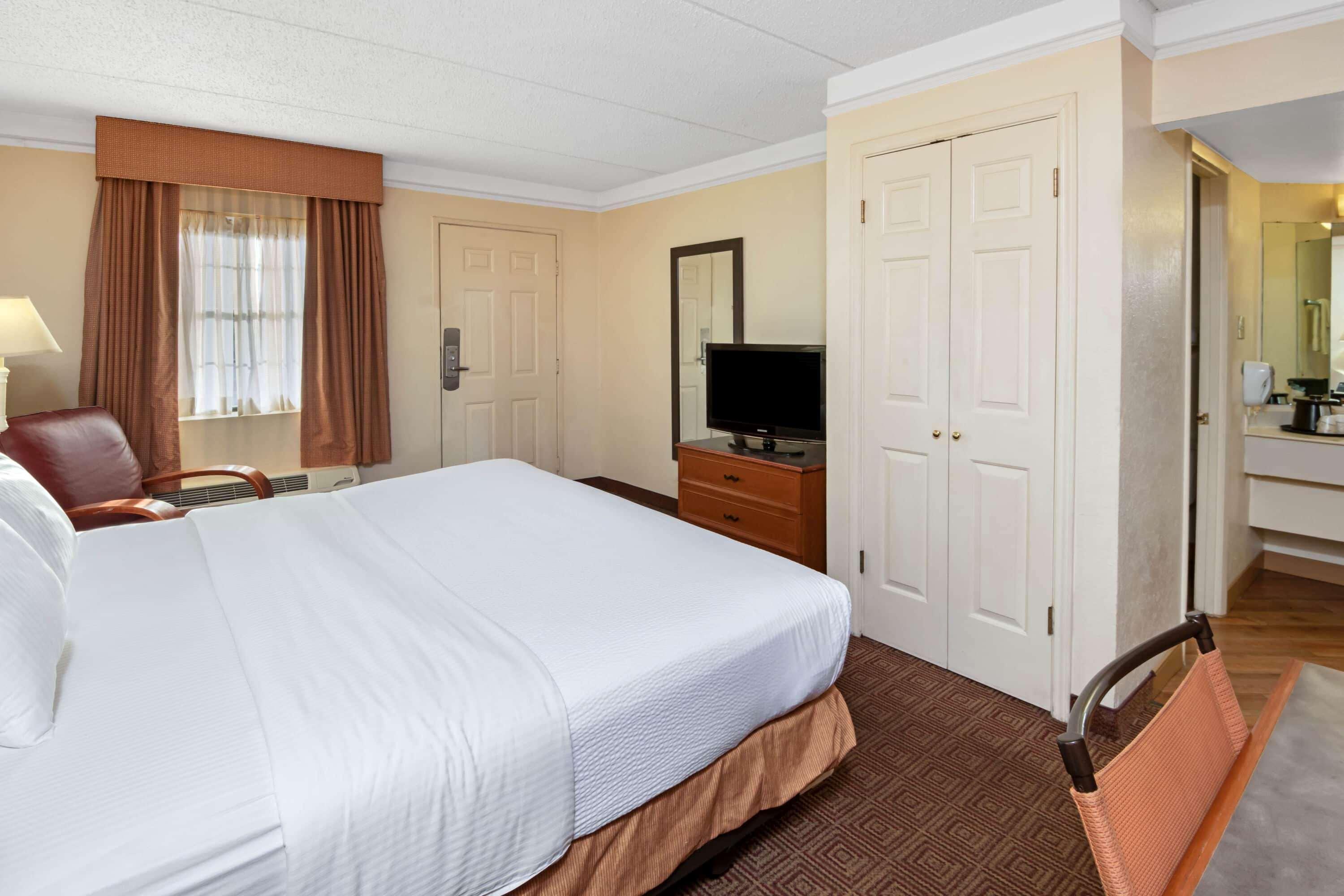 La Quinta Inn By Wyndham San Antonio Lackland Экстерьер фото