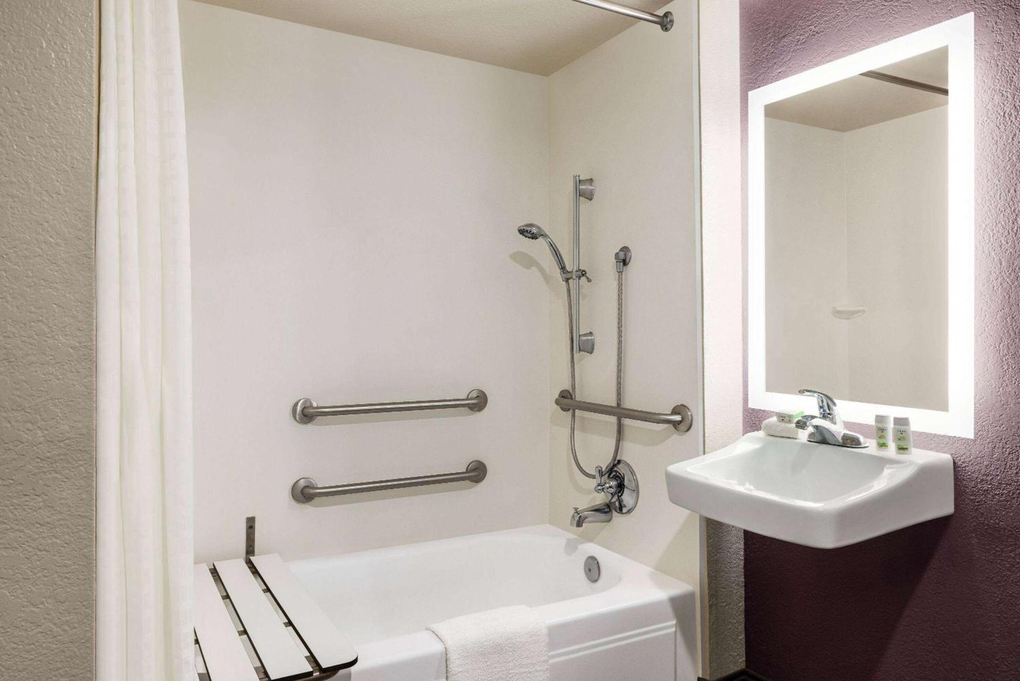 La Quinta Inn By Wyndham San Antonio Lackland Экстерьер фото